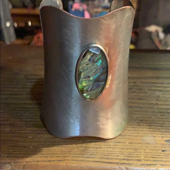 Beautiful abalone gemstone cuff - Picture 2 of 4